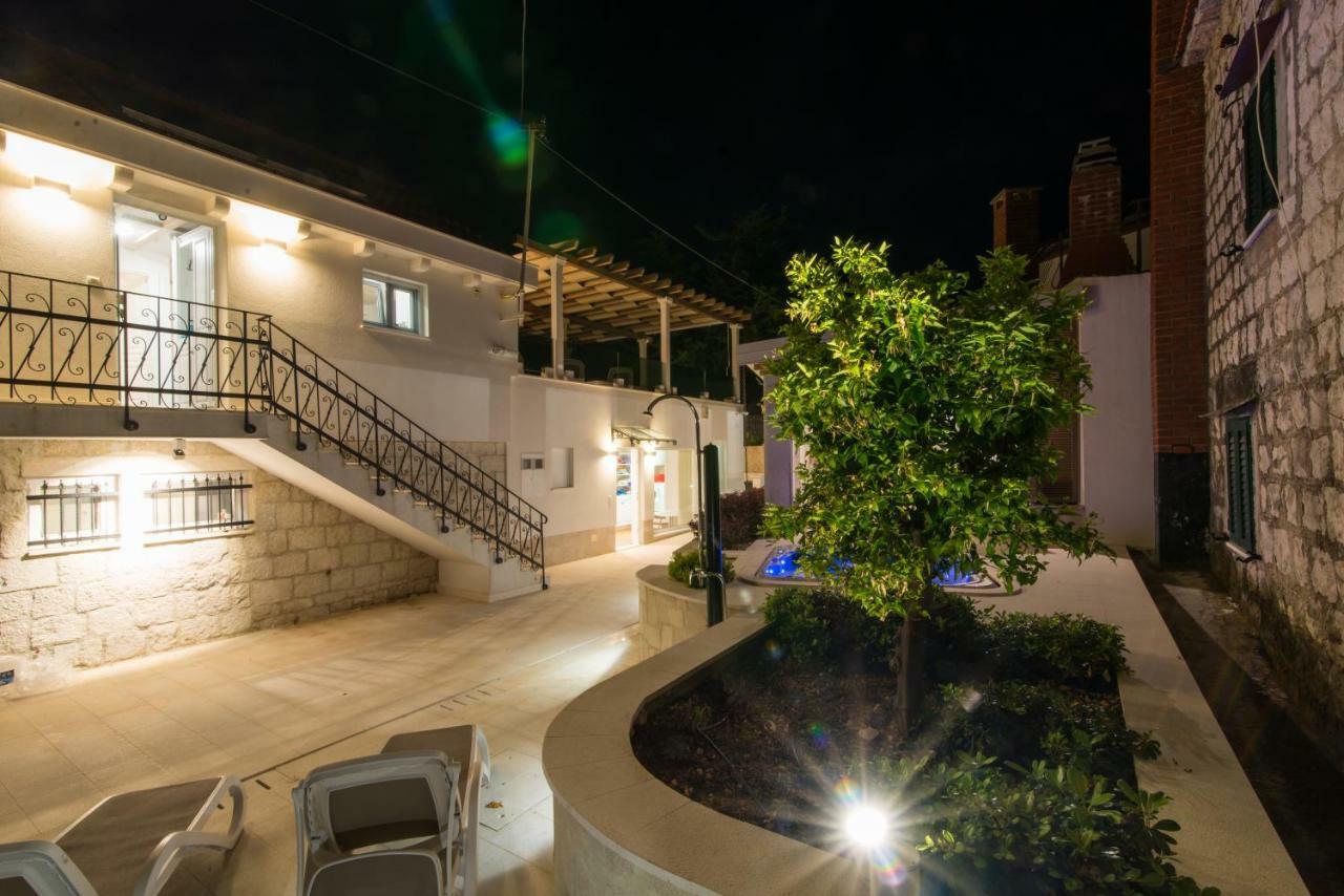 Villa Hurem Τρογκίρ Εξωτερικό φωτογραφία