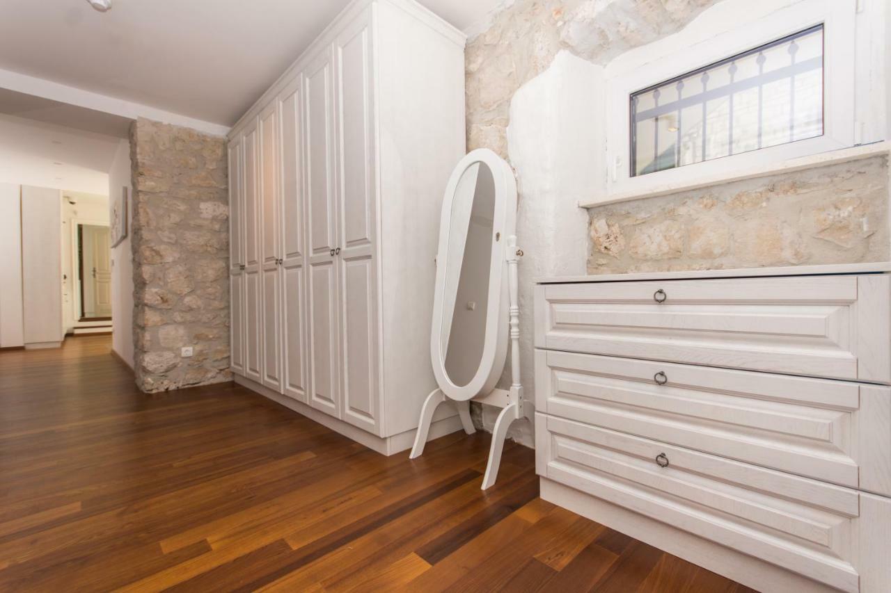Villa Hurem Τρογκίρ Εξωτερικό φωτογραφία